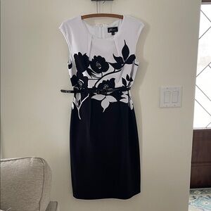 Chic Black and White Floral Midi Dress